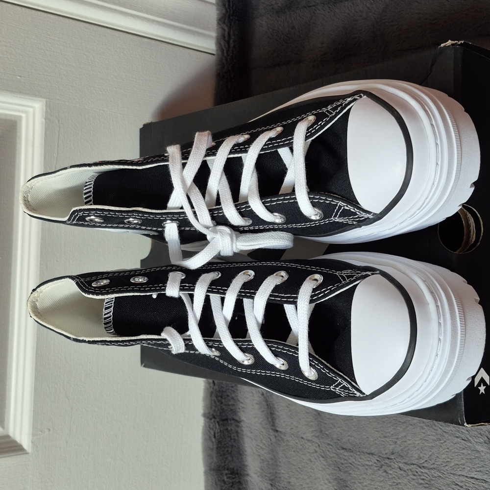 Converse CTAS Black and White Lugged Heel Platform High-Tops Size 8, New In Box! - Picture 7 of 13